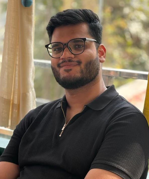 Mr. Parth Vij โ Languages & Communication